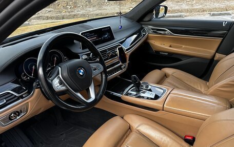 BMW 7 серия, 2016 год, 4 850 000 рублей, 10 фотография
