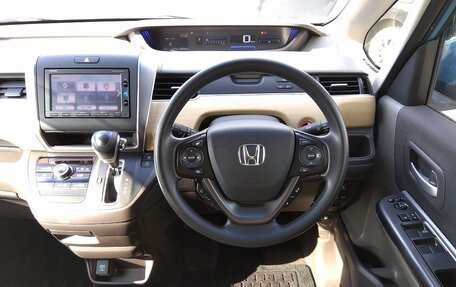 Honda Freed II, 2016 год, 1 175 000 рублей, 4 фотография