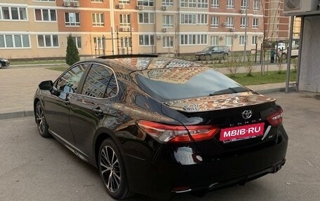 Toyota Camry, 2018 год, 2 545 000 рублей, 5 фотография