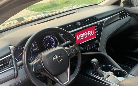 Toyota Camry, 2018 год, 2 545 000 рублей, 9 фотография