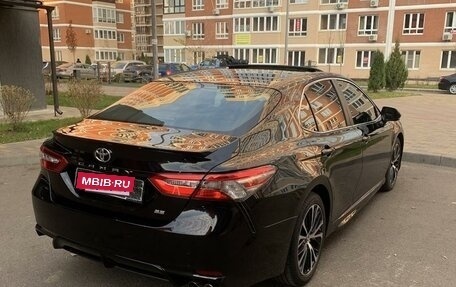 Toyota Camry, 2018 год, 2 545 000 рублей, 10 фотография