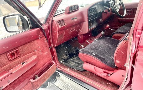 Toyota Hilux Surf III рестайлинг, 1990 год, 430 000 рублей, 15 фотография