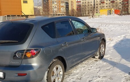 Mazda Axela, 2005 год, 650 000 рублей, 3 фотография