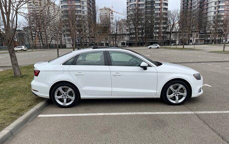 Audi A3, 2018 год, 2 790 000 рублей, 3 фотография