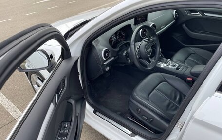 Audi A3, 2018 год, 2 790 000 рублей, 10 фотография