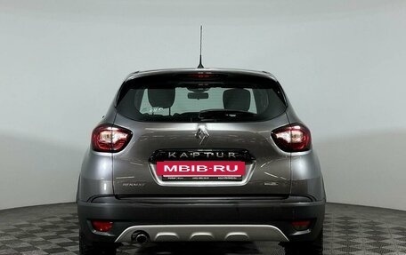 Renault Kaptur I рестайлинг, 2019 год, 1 697 000 рублей, 6 фотография