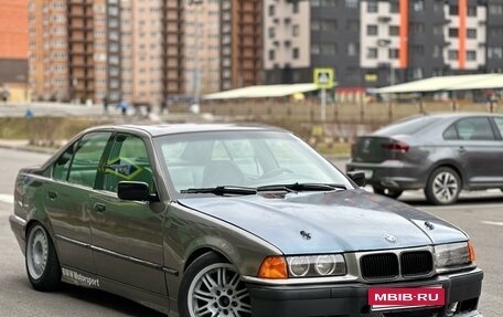 BMW 3 серия, 1993 год, 437 000 рублей, 1 фотография