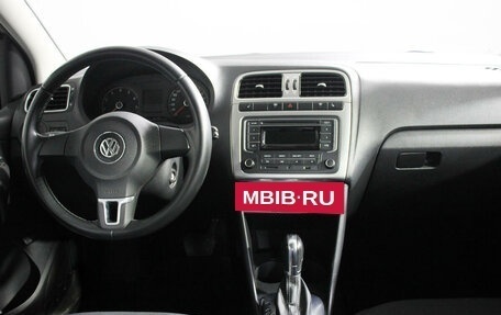 Volkswagen Polo VI (EU Market), 2013 год, 1 080 000 рублей, 12 фотография