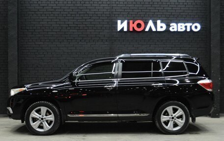Toyota Highlander III, 2013 год, 2 400 000 рублей, 10 фотография