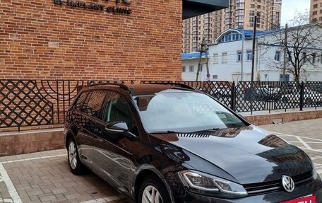 Volkswagen Golf VII, 2018 год, 1 840 000 рублей, 2 фотография