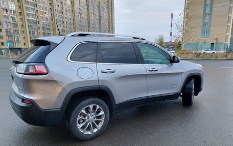 Jeep Cherokee, 2018 год, 2 100 000 рублей, 2 фотография