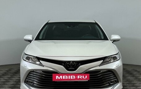 Toyota Camry, 2018 год, 3 348 000 рублей, 2 фотография