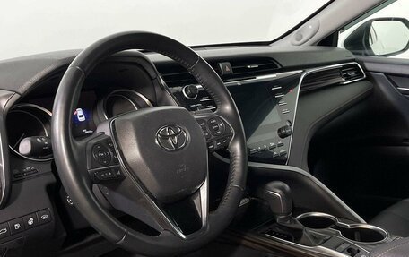 Toyota Camry, 2018 год, 3 348 000 рублей, 18 фотография