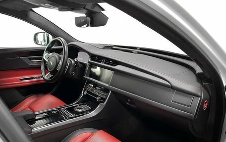 Jaguar XF II, 2020 год, 3 768 000 рублей, 9 фотография