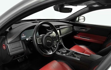 Jaguar XF II, 2020 год, 3 768 000 рублей, 16 фотография