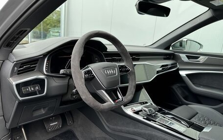 Audi RS 6, 2023 год, 22 000 000 рублей, 13 фотография