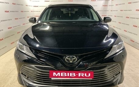 Toyota Camry, 2018 год, 3 298 000 рублей, 2 фотография