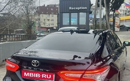 Toyota Camry, 2018 год, 3 300 000 рублей, 8 фотография