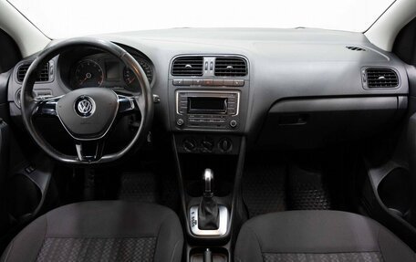 Volkswagen Polo VI (EU Market), 2016 год, 1 020 000 рублей, 14 фотография