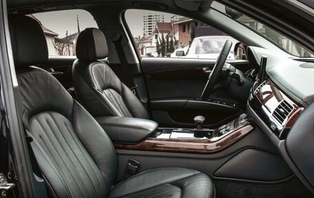 Audi A8, 2011 год, 2 050 000 рублей, 21 фотография