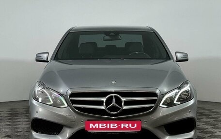 Mercedes-Benz E-Класс, 2013 год, 2 388 400 рублей, 2 фотография