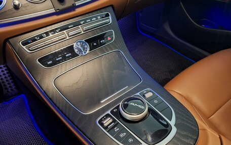 Mercedes-Benz E-Класс, 2017 год, 3 957 000 рублей, 19 фотография