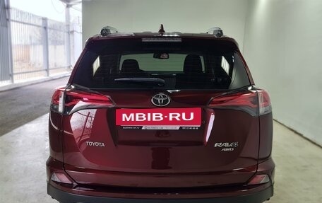 Toyota RAV4, 2018 год, 2 750 000 рублей, 6 фотография