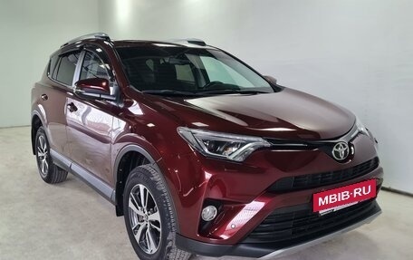Toyota RAV4, 2018 год, 2 750 000 рублей, 3 фотография