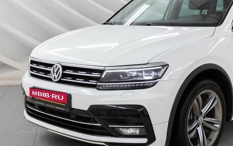 Volkswagen Tiguan II, 2018 год, 3 448 000 рублей, 10 фотография