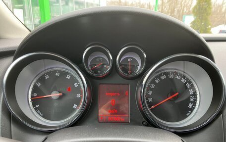 Opel Astra J, 2011 год, 620 000 рублей, 10 фотография