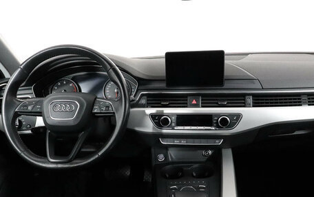 Audi A4, 2019 год, 2 569 000 рублей, 10 фотография