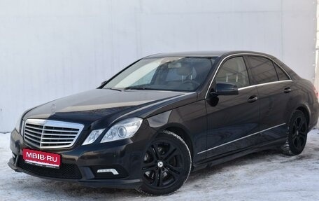 Mercedes-Benz E-Класс, 2011 год, 1 945 000 рублей, 1 фотография
