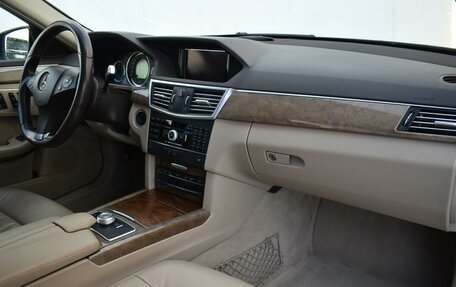 Mercedes-Benz E-Класс, 2011 год, 1 945 000 рублей, 9 фотография