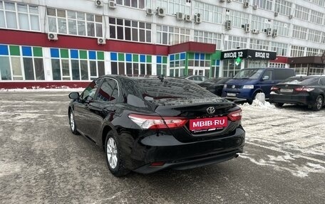 Toyota Camry, 2018 год, 2 150 000 рублей, 3 фотография