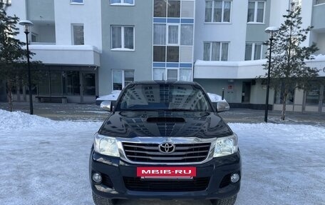 Toyota Hilux VII, 2013 год, 2 570 000 рублей, 5 фотография