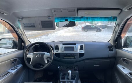 Toyota Hilux VII, 2013 год, 2 570 000 рублей, 17 фотография