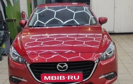 Mazda 3, 2018 год, 1 630 000 рублей, 3 фотография
