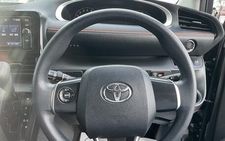 Toyota Sienta II, 2016 год, 1 035 000 рублей, 24 фотография