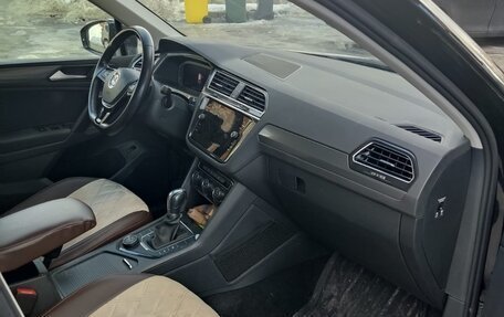 Volkswagen Tiguan II, 2019 год, 3 800 000 рублей, 7 фотография