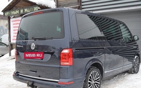 Volkswagen Multivan T6 рестайлинг, 2018 год, 5 295 000 рублей, 7 фотография