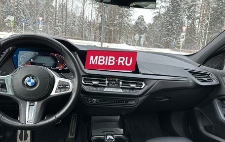 BMW 1 серия, 2019 год, 2 450 000 рублей, 8 фотография