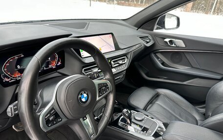 BMW 1 серия, 2019 год, 2 450 000 рублей, 16 фотография