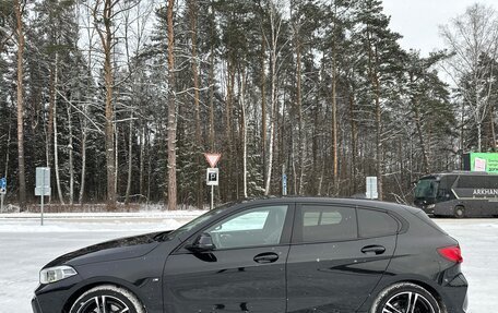 BMW 1 серия, 2019 год, 2 450 000 рублей, 26 фотография