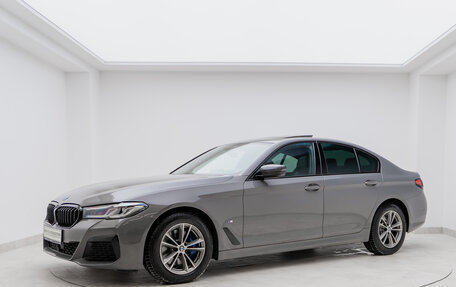 BMW 5 серия, 2021 год, 8 490 000 рублей, 1 фотография