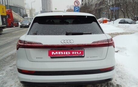 Audi e-tron I, 2021 год, 12 100 000 рублей, 3 фотография