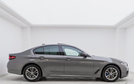 BMW 5 серия, 2021 год, 8 490 000 рублей, 4 фотография
