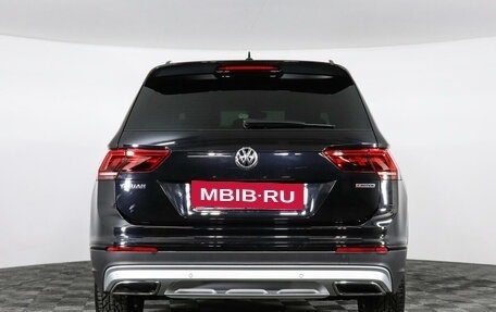 Volkswagen Tiguan II, 2020 год, 2 849 000 рублей, 6 фотография