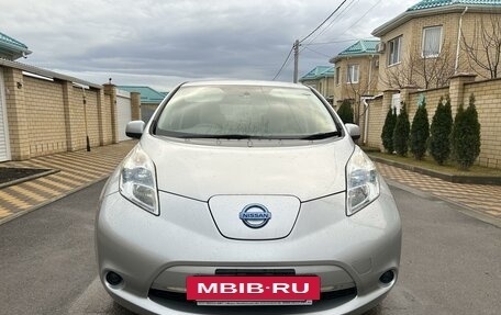 Nissan Leaf I, 2011 год, 570 000 рублей, 2 фотография