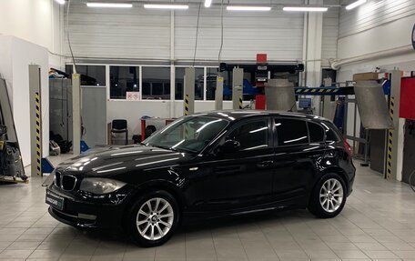 BMW 1 серия, 2011 год, 956 000 рублей, 3 фотография