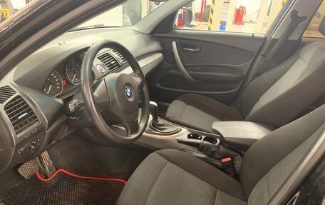 BMW 1 серия, 2011 год, 956 000 рублей, 10 фотография